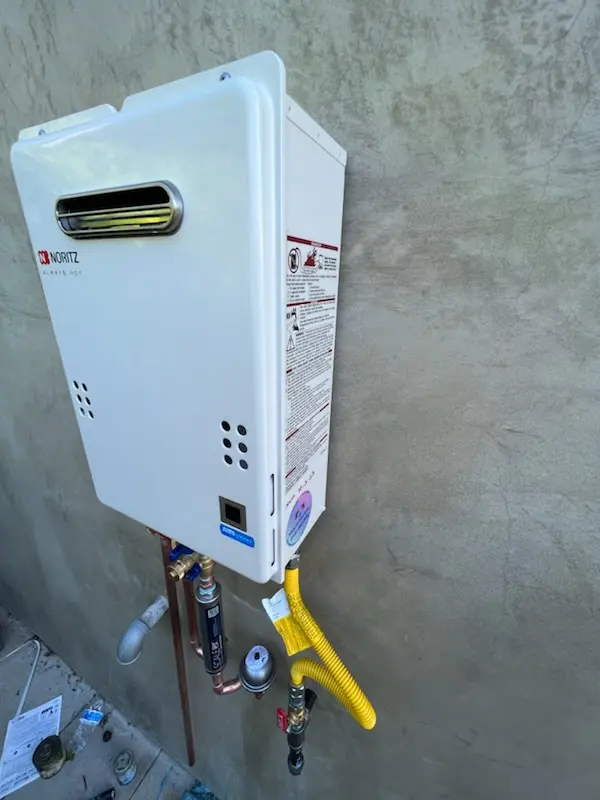 Tankless water heater installation for Clearlake homes
